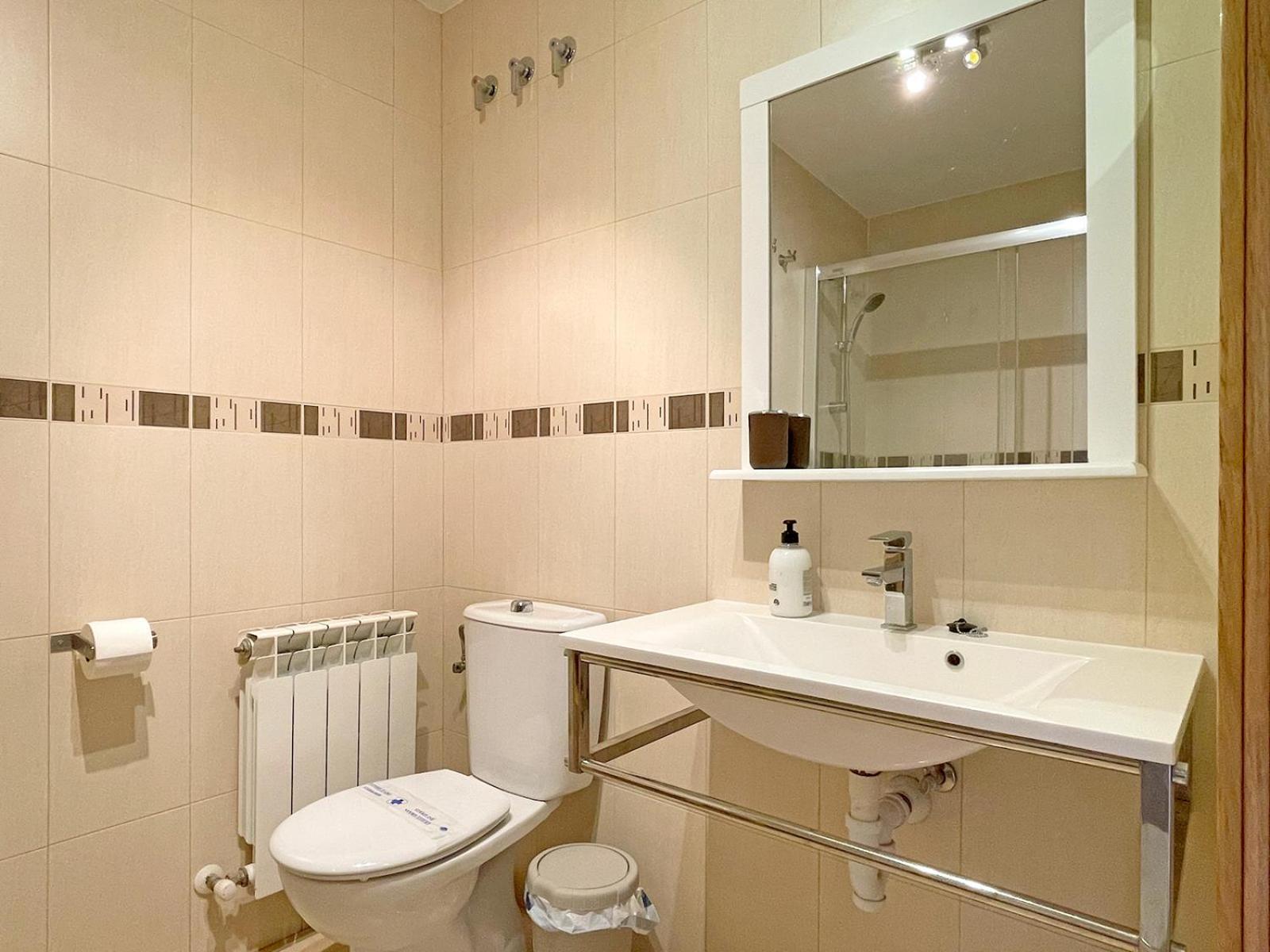 Apartamentos Puente la Reina Buitenkant foto