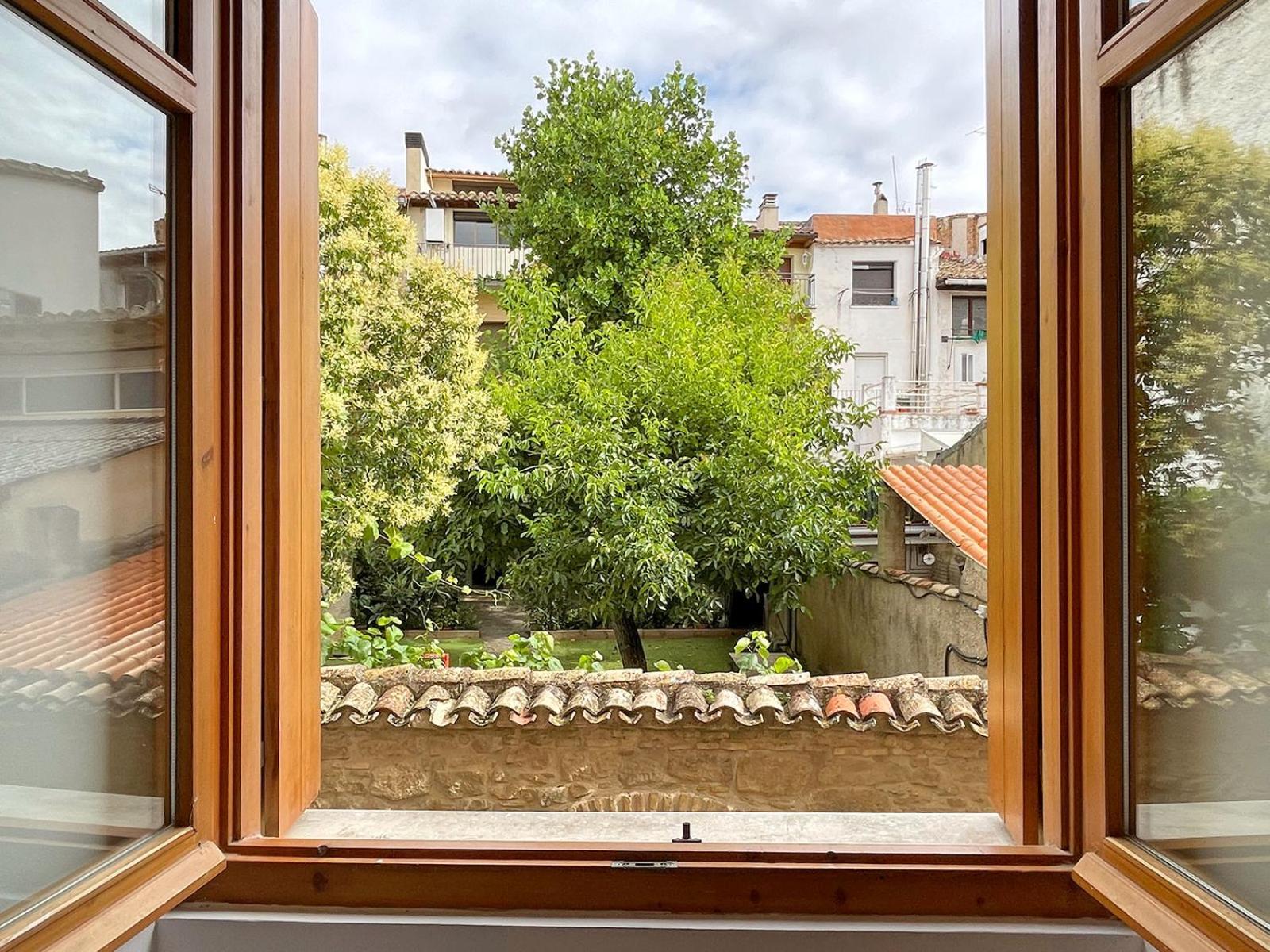 Apartamentos Puente la Reina Buitenkant foto